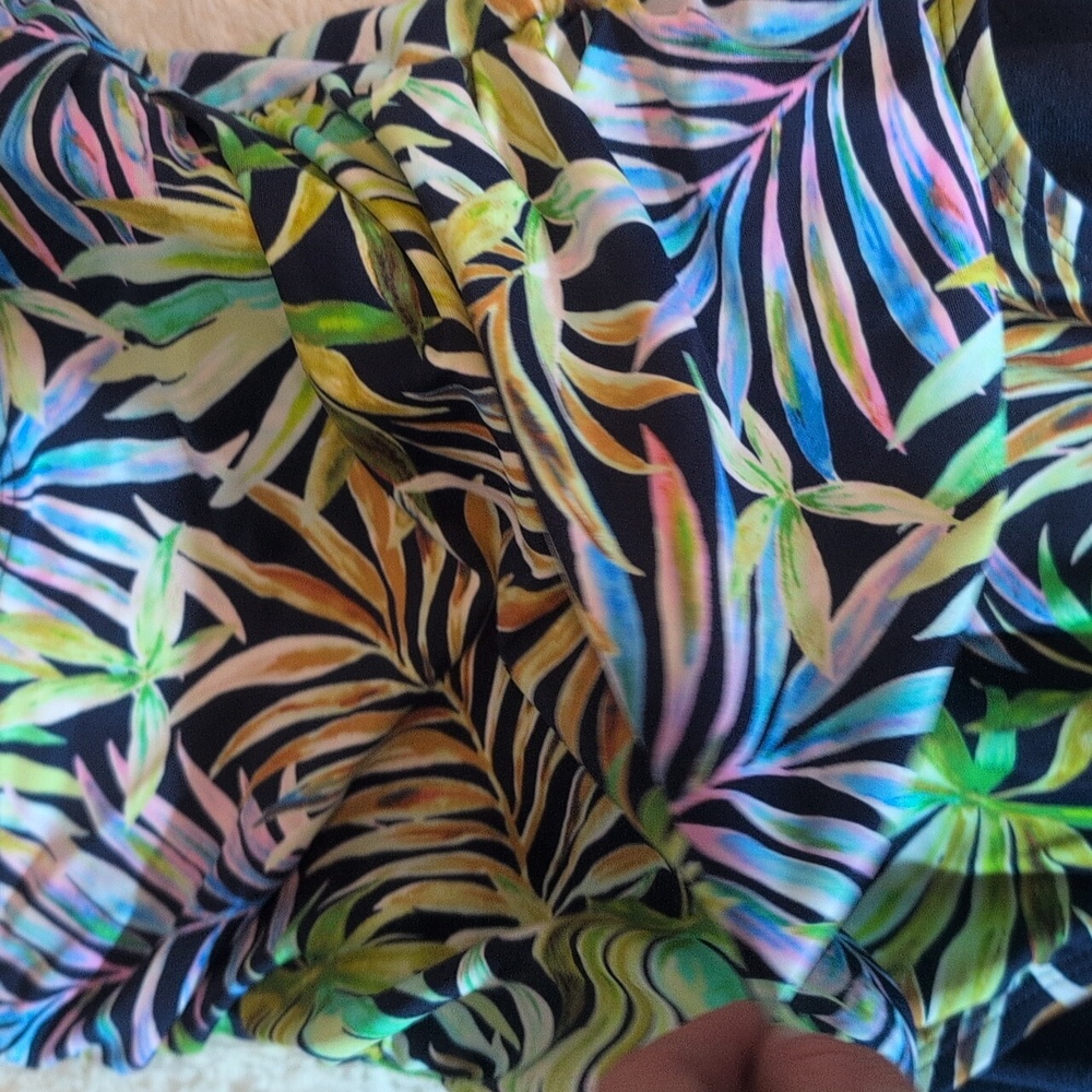 Ellen Tracy Tropical Palm Leaf One-piece Swimsuit Size 8 NWT - Picture 6 of 16